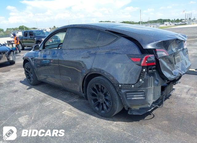 7SAYGDED9SA377092 2025 Tesla Model Y photo no. 3