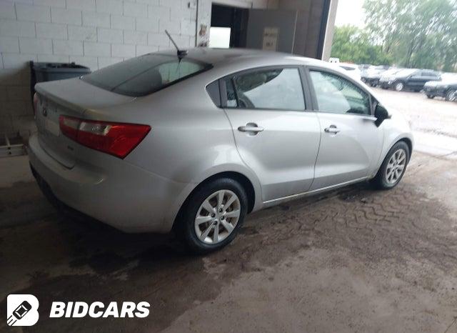 KNADM4A35D6170389 2013 KIA Rio photo no. 4