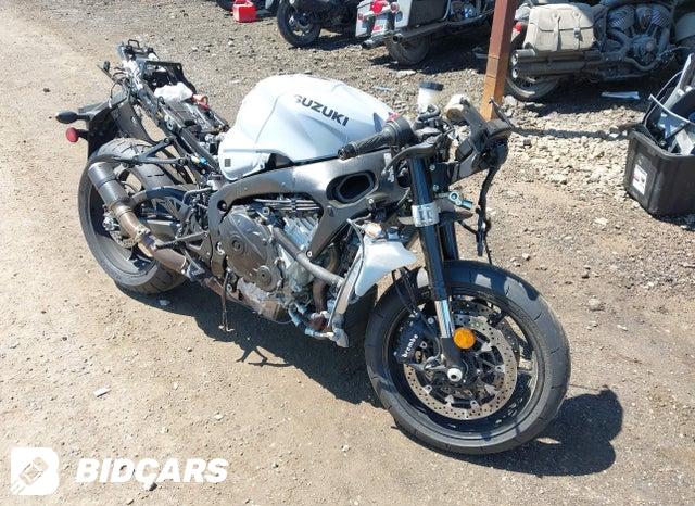 JS1DM11B9N7100019 2022 Suzuki GSX-R1000 photo no. 1