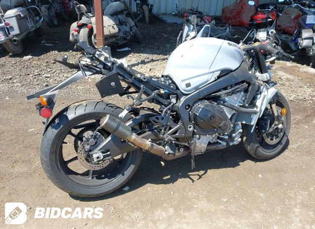 JS1DM11B9N7100019 2022 Suzuki GSX-R1000 photo no. 13