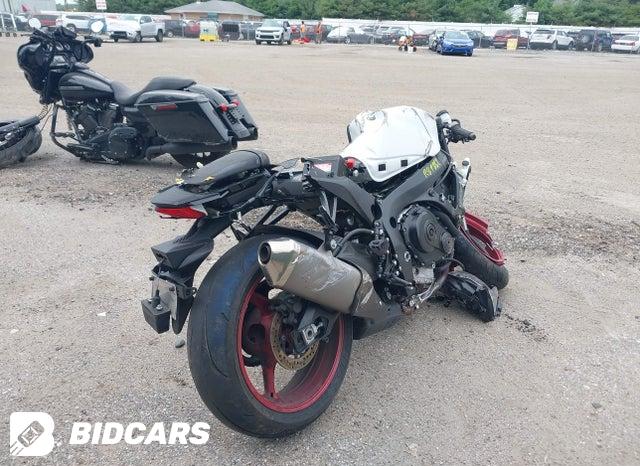 JS1GN7FA2S7101697 2025 Suzuki GSX-R600 photo no. 4