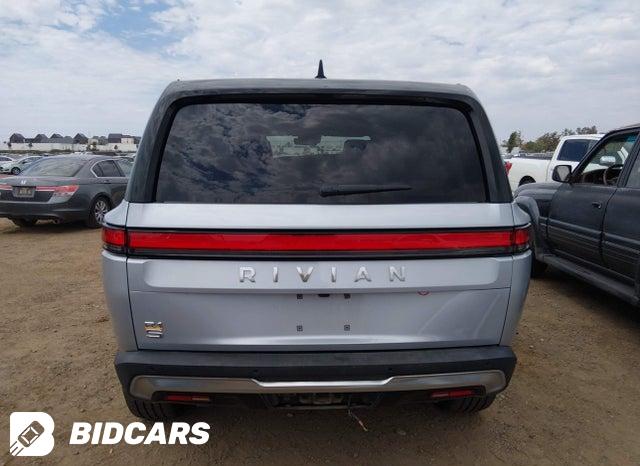 7PDSGABAXPN026014 2023 Rivian R1S photo no. 17