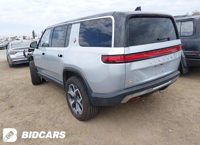 7PDSGABAXPN026014 2023 Rivian R1S photo no. 3