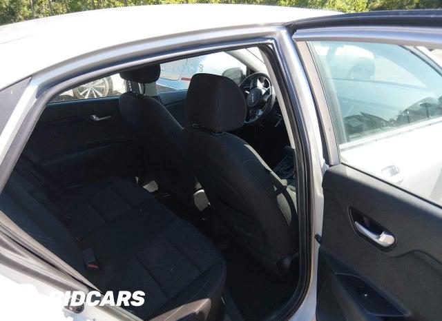 3KPA24AD2NE510470 2022 KIA Rio photo no. 8