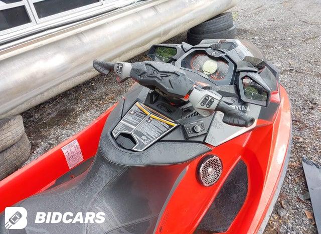 YDV23055C7172 2017 Sea-Doo RXP-300 photo no. 5