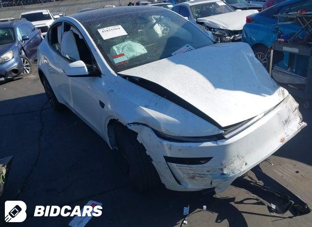 7SAYGDEE9TF647516 2026 Tesla Model Y photo no. 1