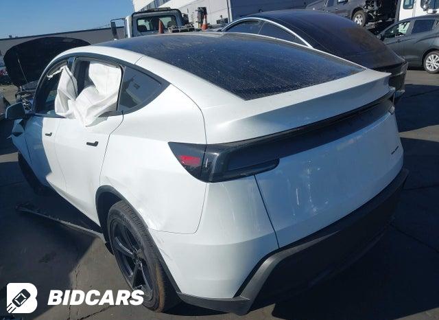 7SAYGDEE9TF647516 2026 Tesla Model Y photo no. 3