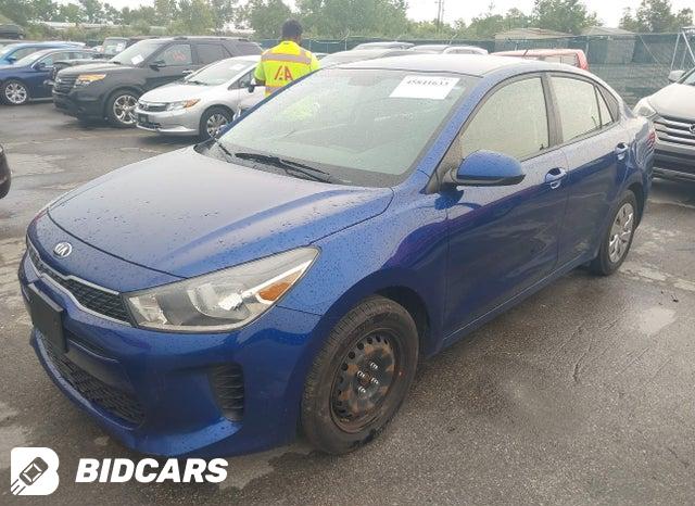 3KPA24AB1JE141867 2018 KIA Rio photo no. 2