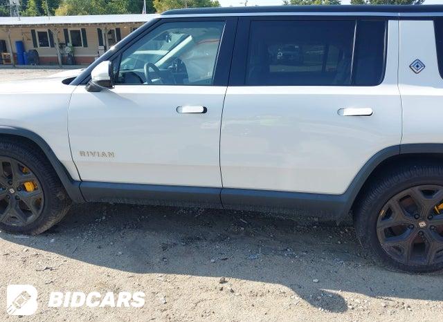 7PDSGABA9PN010385 2023 Rivian R1S photo no. 14