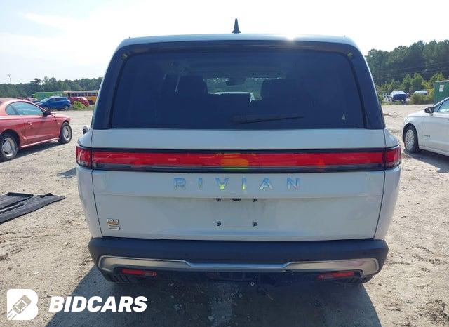 7PDSGABA9PN010385 2023 Rivian R1S photo no. 16