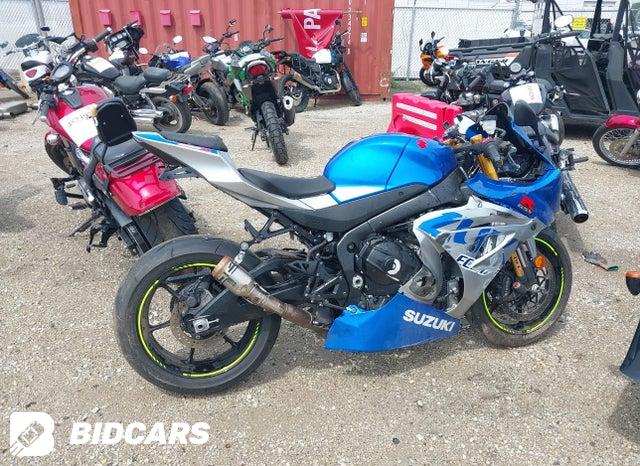 JS1DM11H4M7100139 2021 Suzuki GSX-R1000 photo no. 12