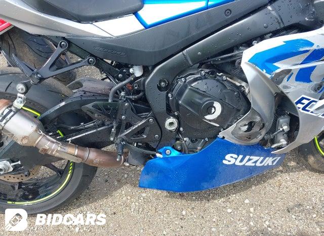 JS1DM11H4M7100139 2021 Suzuki GSX-R1000 photo no. 8