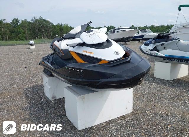 YDV05658L112      2012 Sea-Doo RXT photo no. 1
