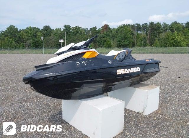 YDV05658L112      2012 Sea-Doo RXT photo no. 2