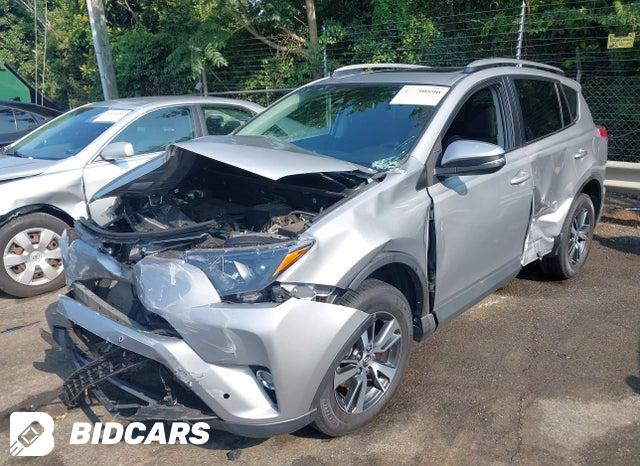 2017 Toyota RAV4 — VIN 2T3WFREVXHW347327, şəkil 2