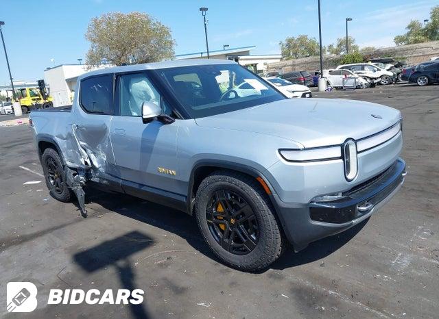 7FCTGAAL8RN032163 2024 Rivian R1T photo no. 1