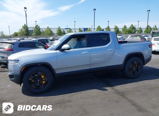 7FCTGAAL8RN032163 2024 Rivian R1T photo no. 14