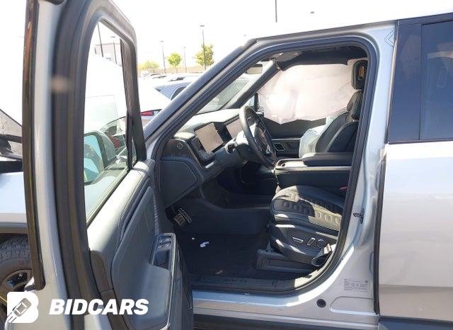 7FCTGAAL8RN032163 2024 Rivian R1T photo no. 5