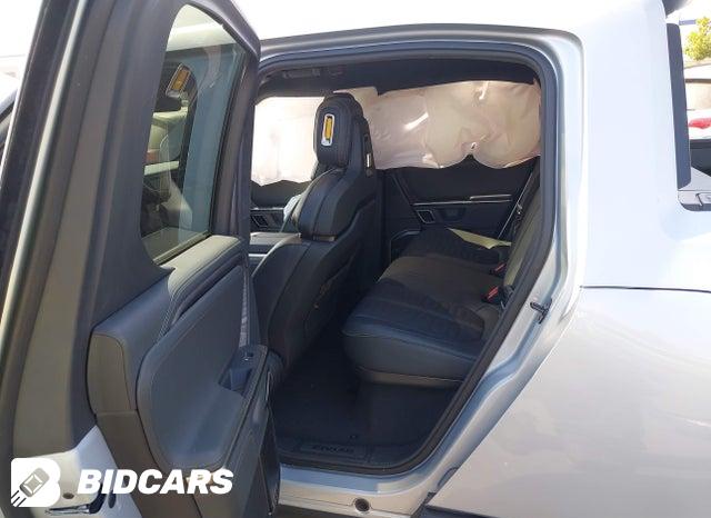 7FCTGAAL8RN032163 2024 Rivian R1T photo no. 8