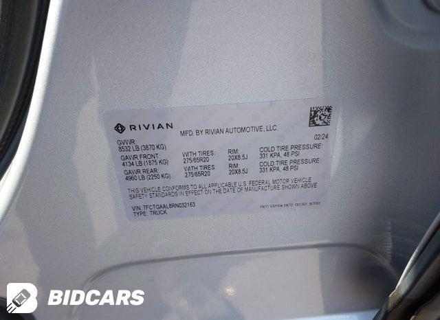 7FCTGAAL8RN032163 2024 Rivian R1T photo no. 9