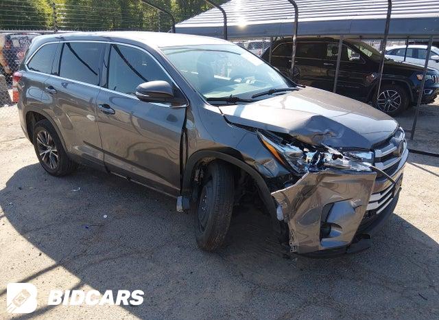 2018 Toyota Highlander — VIN 5TDBZRFH3JS892811, şəkil 1