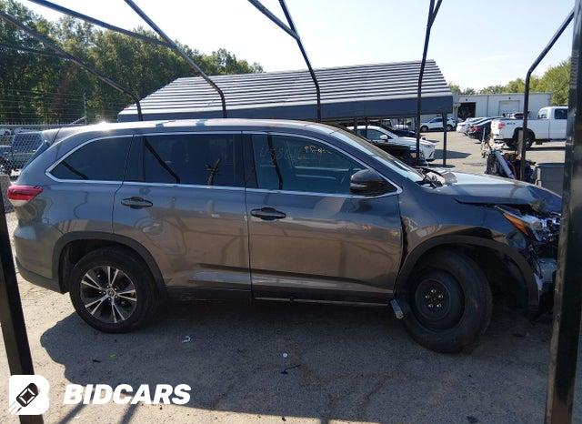 2018 Toyota Highlander — VIN 5TDBZRFH3JS892811, şəkil 14