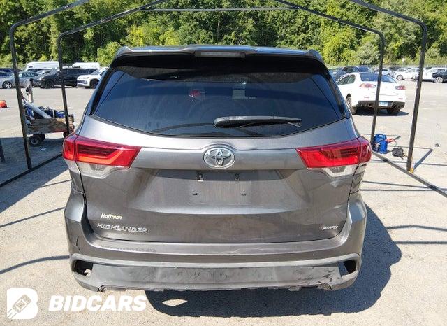 2018 Toyota Highlander — VIN 5TDBZRFH3JS892811, şəkil 17