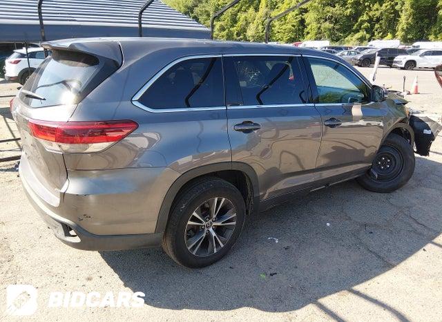 2018 Toyota Highlander — VIN 5TDBZRFH3JS892811, şəkil 4