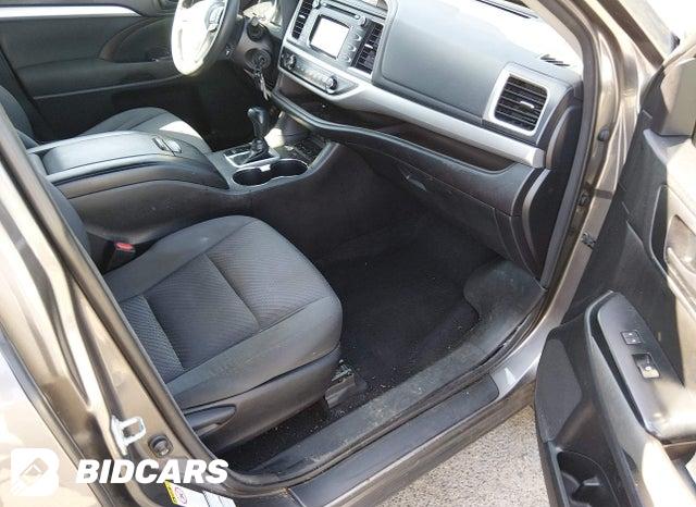 2018 Toyota Highlander — VIN 5TDBZRFH3JS892811, şəkil 5