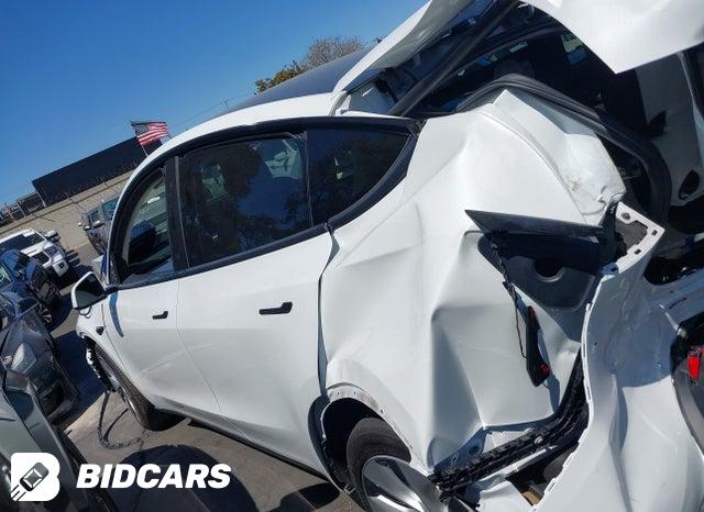 7SAYGDEE6NF561065 2022 Tesla Model Y photo no. 13
