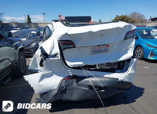 7SAYGDEE6NF561065 2022 Tesla Model Y photo no. 18