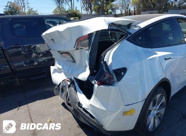7SAYGDEE6NF561065 2022 Tesla Model Y photo no. 19
