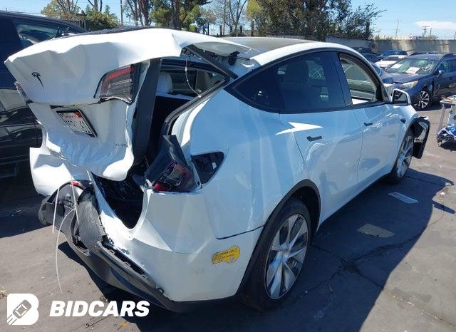 7SAYGDEE6NF561065 2022 Tesla Model Y photo no. 4