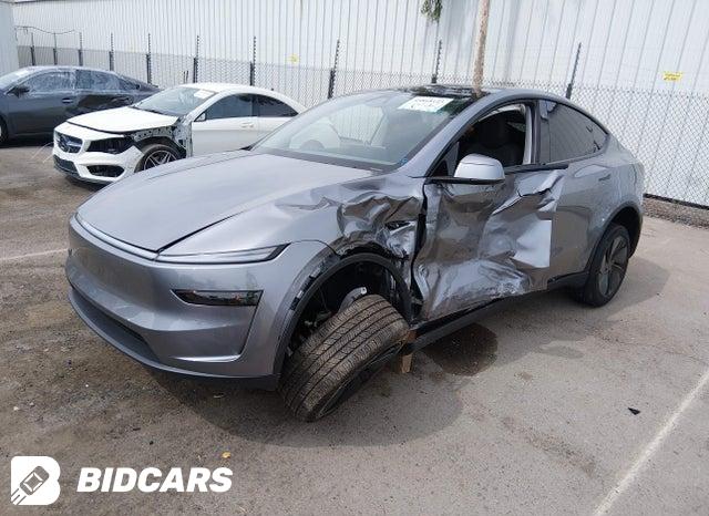 7SAYGDEE0TF450220 2026 Tesla Model Y photo no. 2