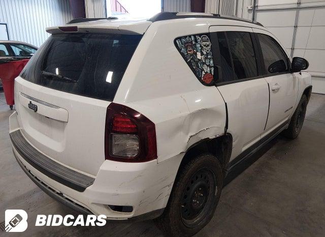 1C4NJDBB4GD556632 2016 Jeep Compass photo no. 4