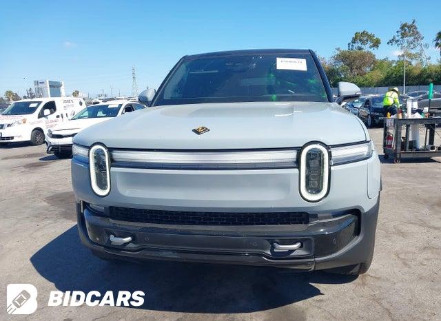 7PDSGBBA6SN052690 2025 Rivian R1S photo no. 12