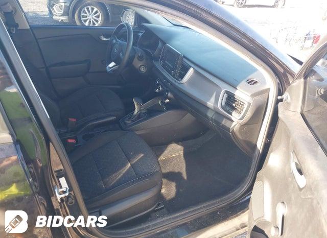 3KPA24AB6JE065546 2018 KIA Rio photo no. 5