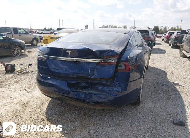 2017 Tesla MODEL S — VIN 5YJSA1E26HF186095, şəkil 21