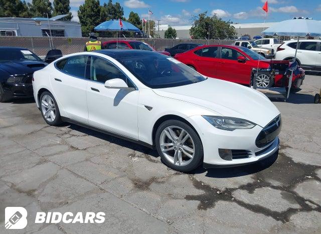 2012 Tesla Model S, Performance/Sign...