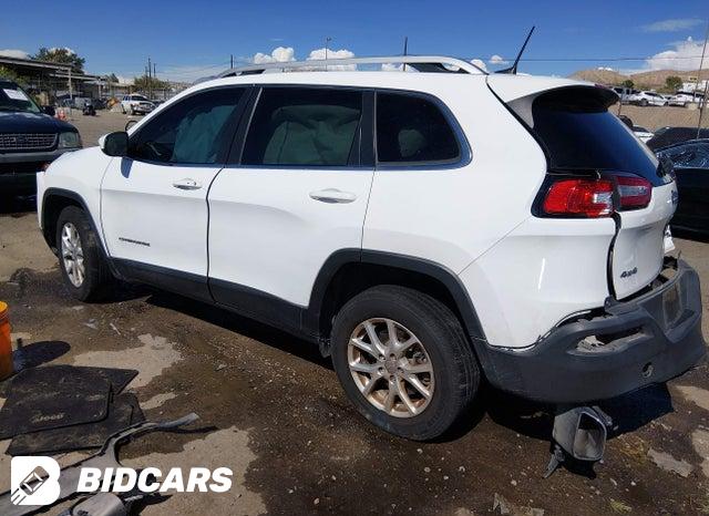 1C4PJMCS3HD220303 2017 Jeep Cherokee photo no. 3