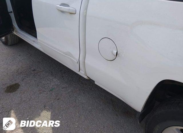 2018 Chevrolet Silverado 1500 — VIN 1GCRCREC8JZ183473, şəkil 19