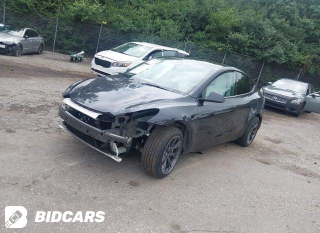 2024 Tesla MODEL Y — VIN 7SAYGDEE0RA321089, şəkil 2
