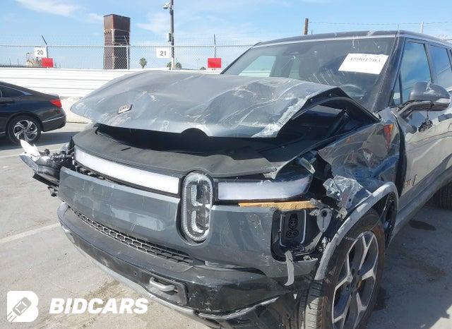 7PDSGABA8PN009096 2023 Rivian R1S photo no. 16