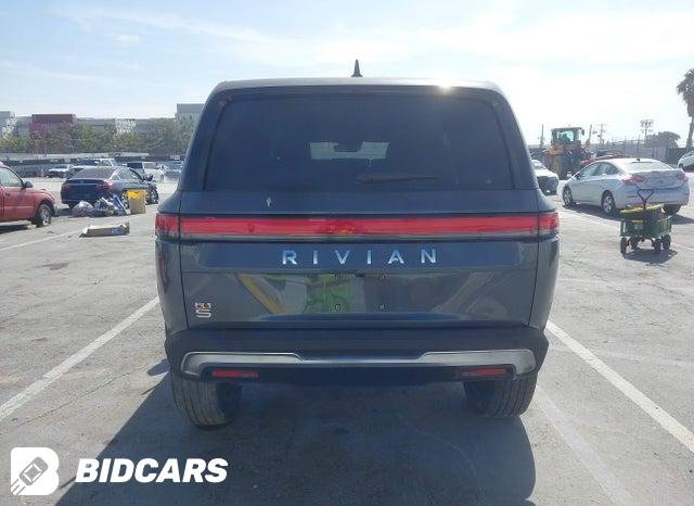 7PDSGABA8PN009096 2023 Rivian R1S photo no. 22