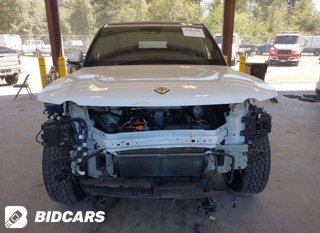 7PDSGBBAXSN047220 2025 Rivian R1S photo no. 6