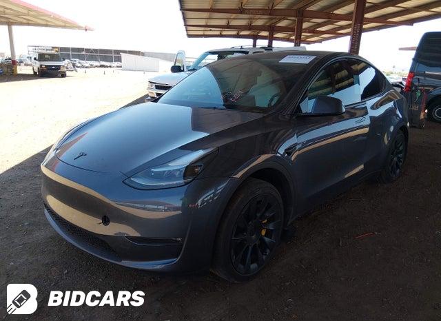 7SAYGDEE1PF644762 2023 Tesla Model Y photo no. 2
