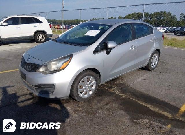 KNADM4A32F6421775 2015 KIA Rio photo no. 2