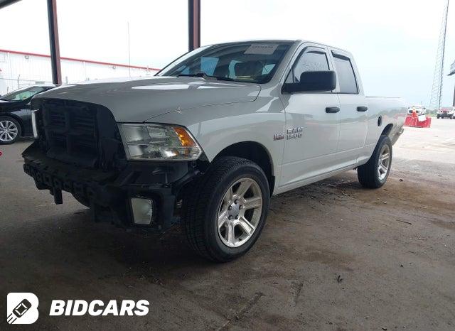 1C6RR7FT7JS135125 2018 RAM 1500 photo no. 2