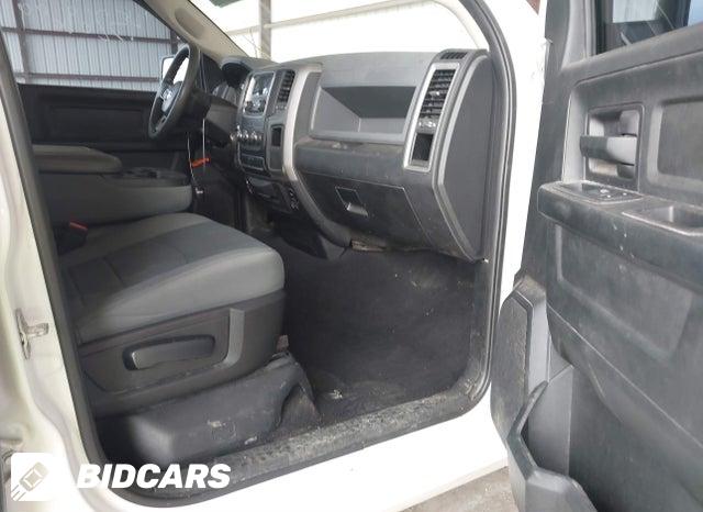 1C6RR7FT7JS135125 2018 RAM 1500 photo no. 5