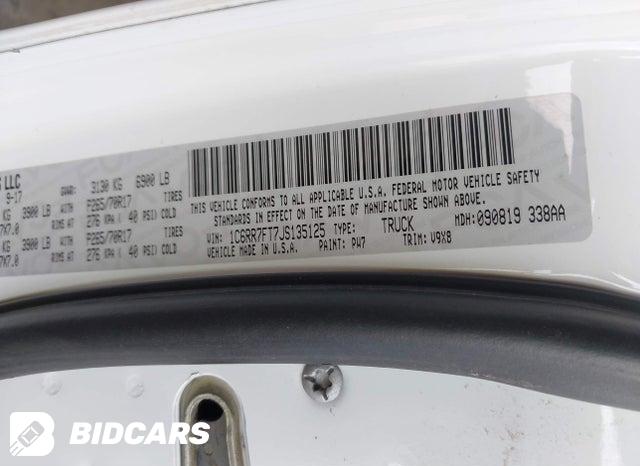 1C6RR7FT7JS135125 2018 RAM 1500 photo no. 9